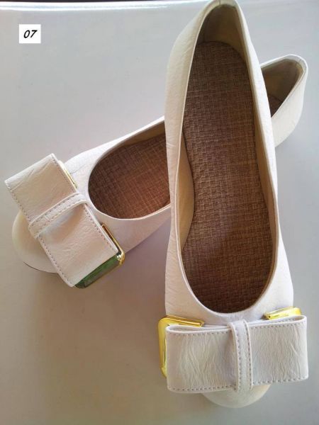 Sapatilha Branca Dourada